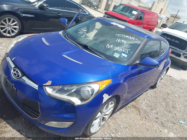 Hyundai VELOSTER