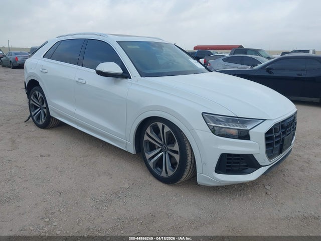 Salvage Audi Q8 Image