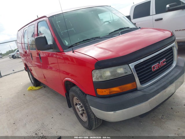Salvage GMC Savana Image