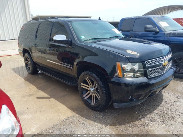 Salvage Chevrolet Suburban 1500 Image