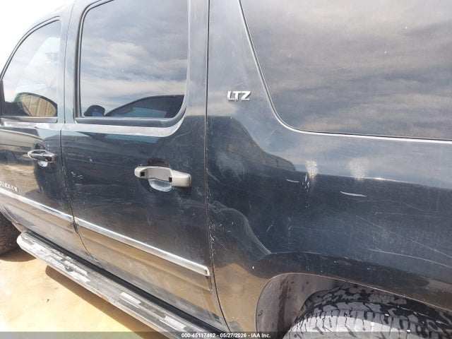 Chevrolet Suburban 1500 Ltz