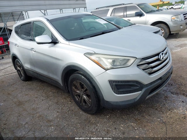 Salvage Hyundai SANTA FE Image