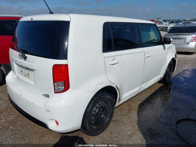 Scion xB