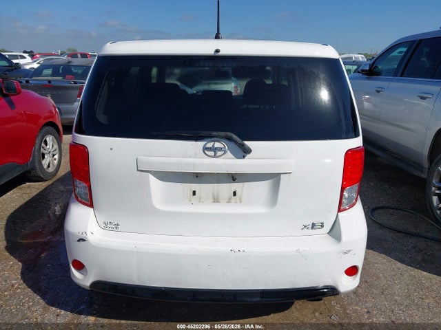 Scion xB