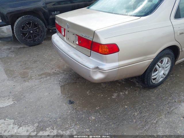 Toyota Camry Le