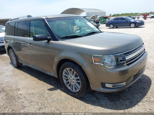 Salvage Ford Flex Image