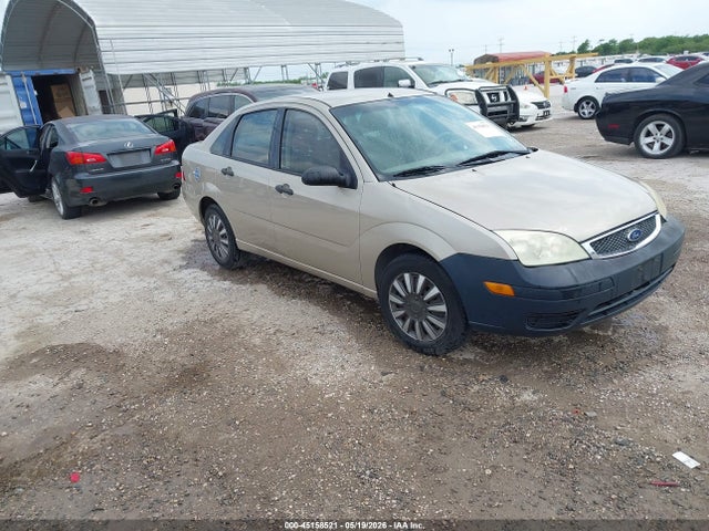 Salvage Ford Focus Image