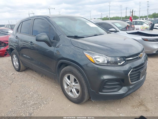 Salvage Chevrolet Trax Image