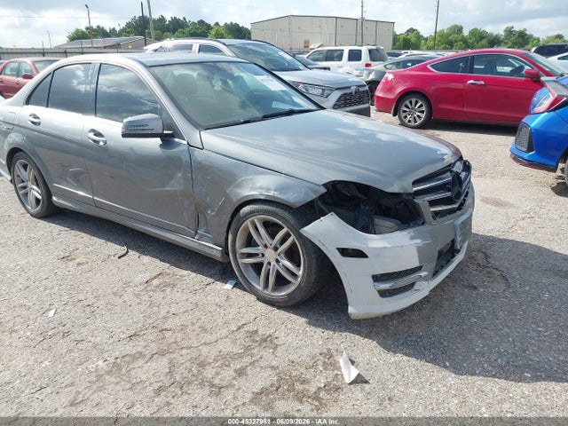 Salvage Mercedes-Benz C-Class Image