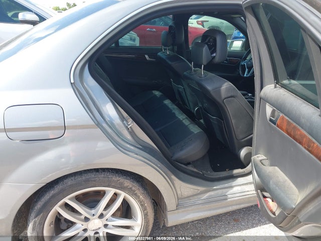 Mercedes-Benz C-Class Sport