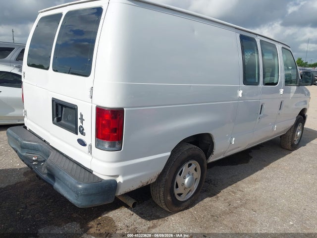 Ford E-150 Commercial