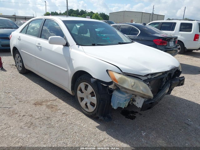 Salvage Toyota Camry Image