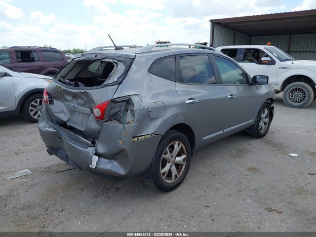 Nissan Rogue Sv