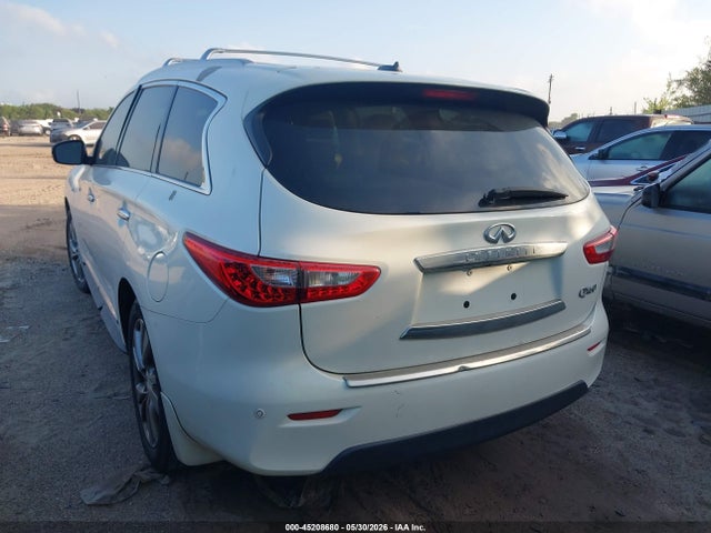 INFINITI Qx