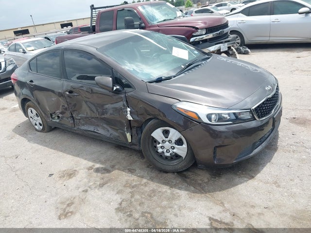 Salvage Kia Forte Image