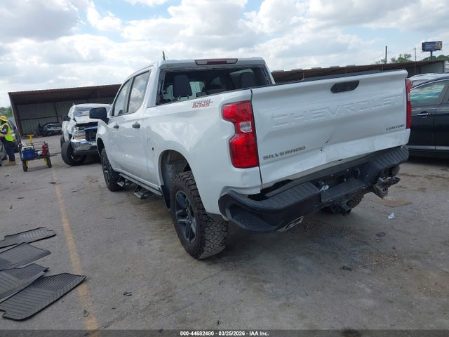 Chevrolet Silverado 1500 4wd  Short Bed Custom Trail Boss