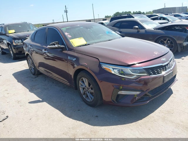 Salvage Kia Optima Image