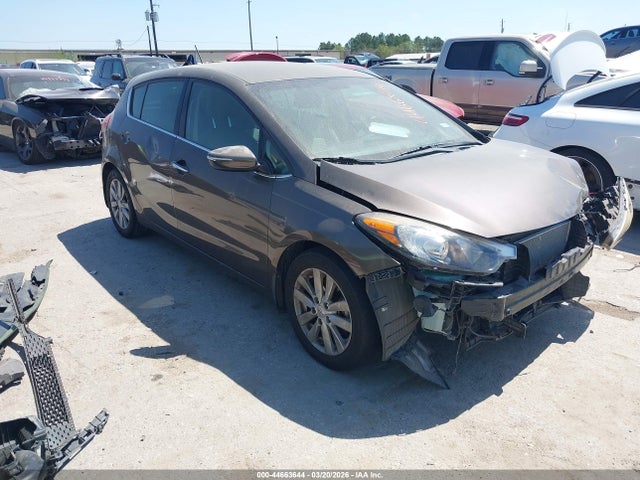Salvage Kia Forte Image