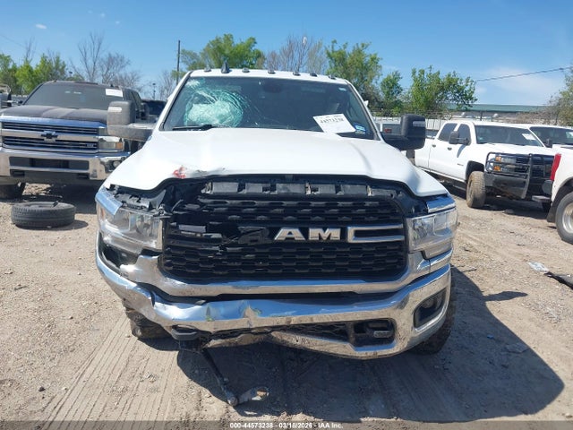 Ram 3500 Big Horn  4x4 8' Box