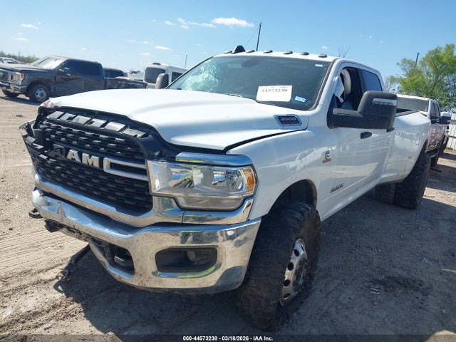 Ram 3500 Big Horn  4x4 8' Box