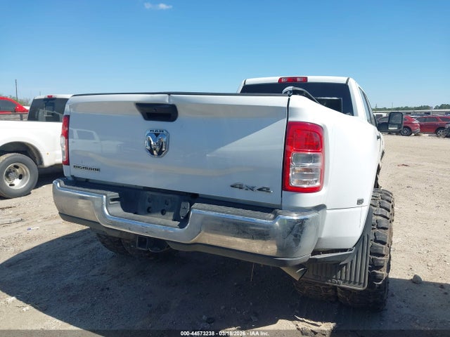 Ram 3500 Big Horn  4x4 8' Box