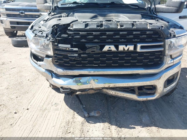 Ram 3500 Big Horn  4x4 8' Box