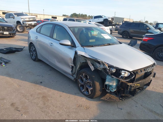Salvage Kia Forte Image