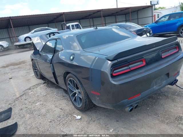 Dodge Challenger 392 Hemi Scat Pack Shaker