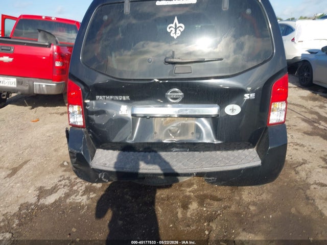 Nissan Pathfinder Se