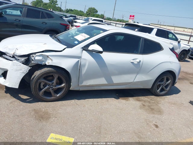 Hyundai VELOSTER 2.0