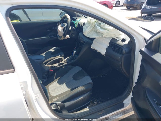 Hyundai VELOSTER 2.0