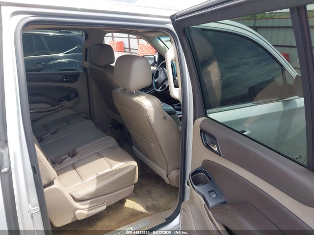 Chevrolet Suburban Lt