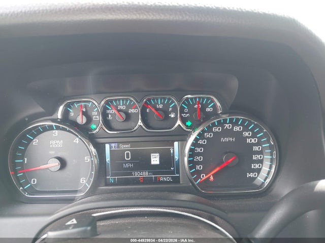 Chevrolet Suburban Lt