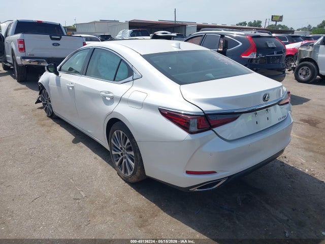 Lexus Es Luxury