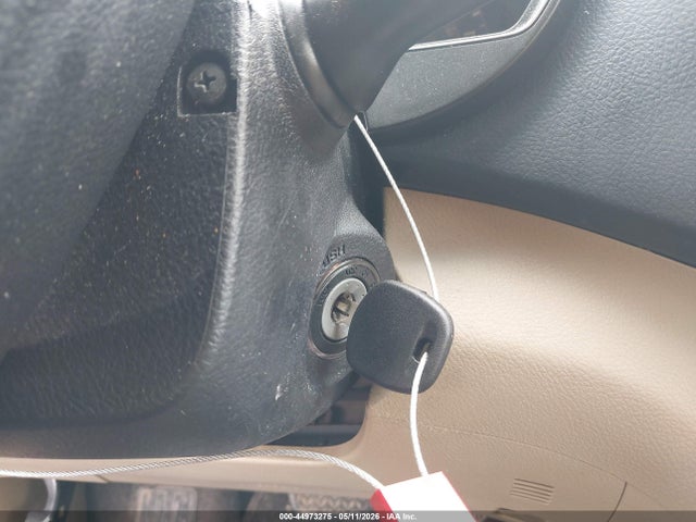 Toyota Highlander Base V6