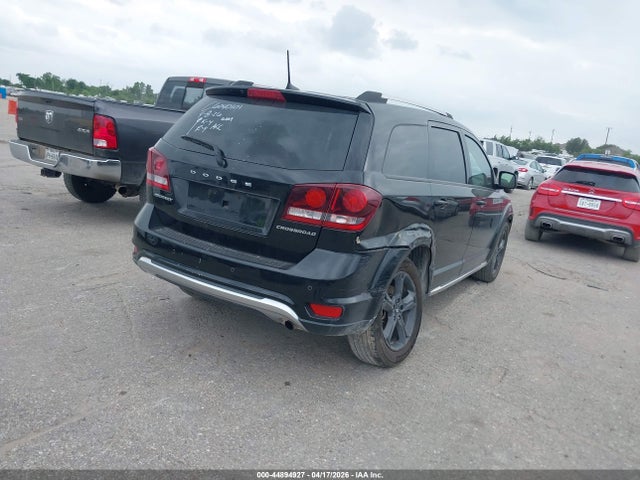 Dodge Journey Crossroad