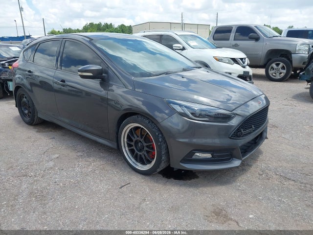 Salvage Ford Focus St Image