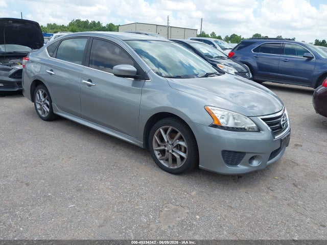 Salvage Nissan Sentra Image