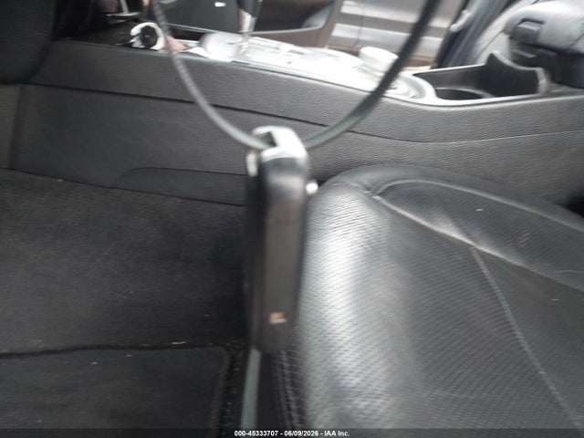 Hyundai Genesis 5.0 R-spec