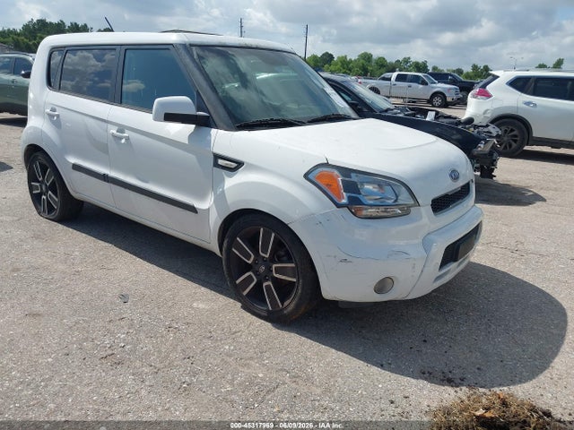 Salvage Kia Soul Image