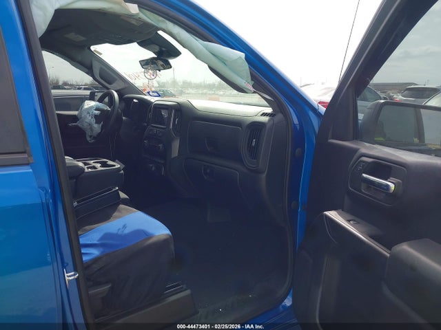 Chevrolet Silverado 1500 2wd  Short Bed Custom