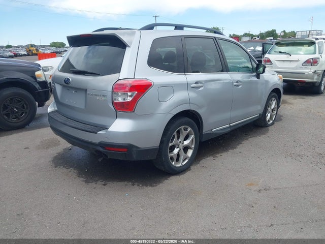 Subaru Forester 2.5i Touring