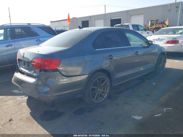 Volkswagen Jetta 1.8t Se