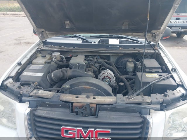 GMC Envoy XL Slt