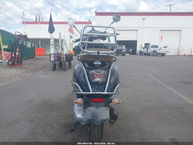 Vespa Primavera Sprint 150