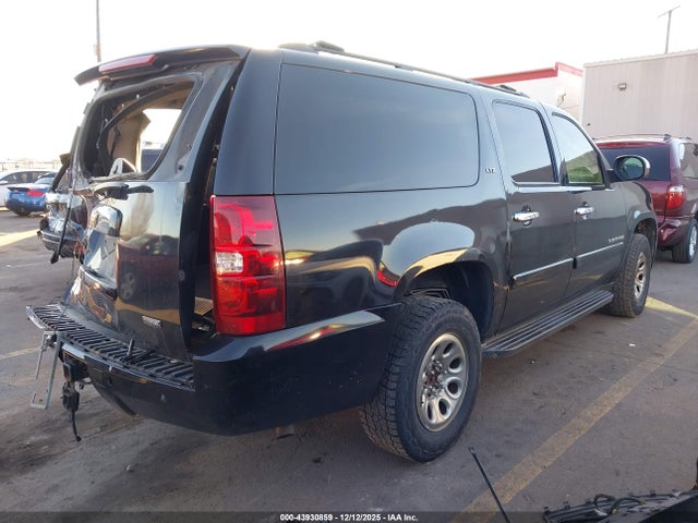 Chevrolet Suburban 1500 Lt