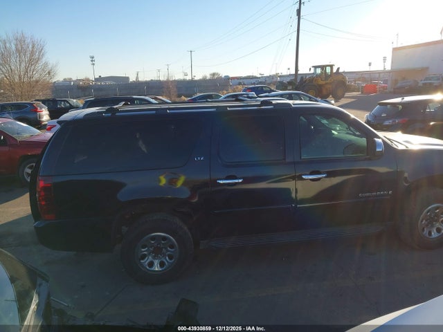 Chevrolet Suburban 1500 Lt