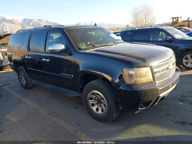 Salvage Chevrolet Suburban 1500 Image