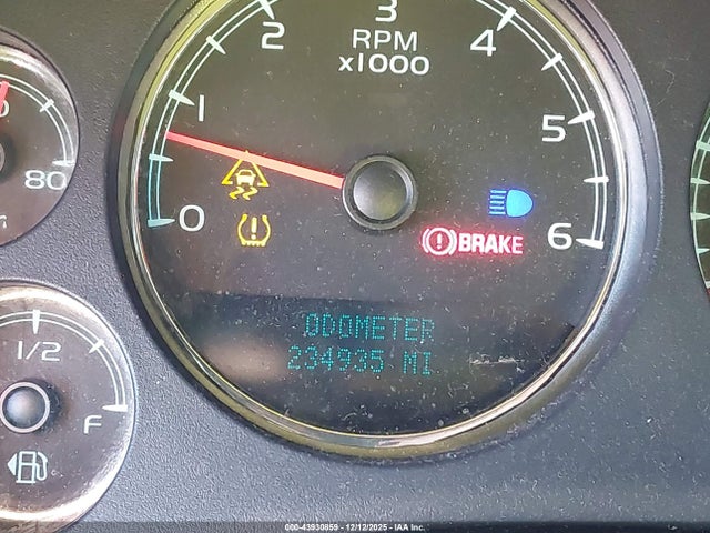 Chevrolet Suburban 1500 Lt