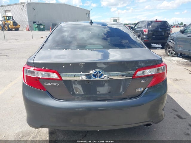 Toyota Camry Xle